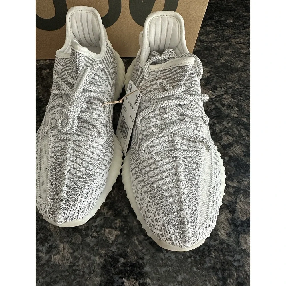 Adidas‎ Yeezy Boost 350 V2 Static Non Reflective Sz 4.5  Zebra Beluga Foam New